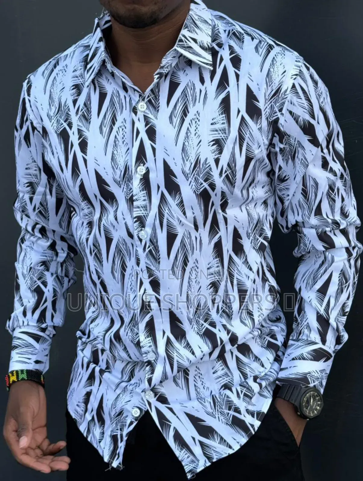 Shirti Kali Sana Available
