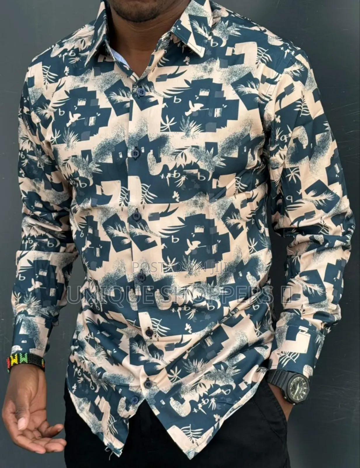 Shirti Kali Sana Available