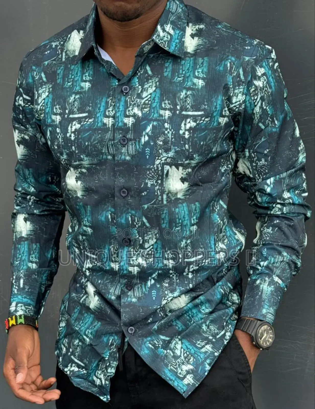 Shirti Kali Sana Available