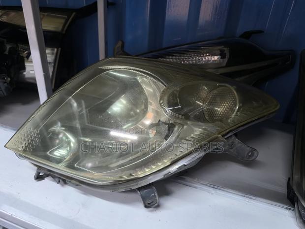 Toyota Ist 2005 Xenon Headlights - thumbnail 2