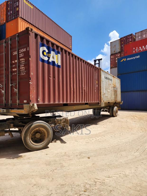 Heavy Metal! 20ft Empty Shipping Containers - thumbnail 2