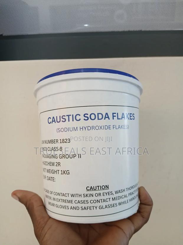 Caustic Soda Flakes - thumbnail 2