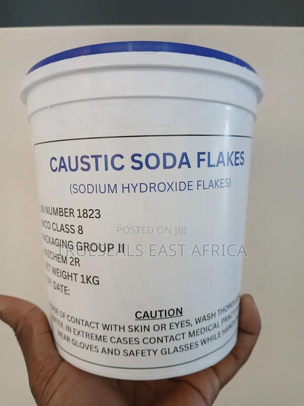 Caustic Soda Flakes - thumbnail 3