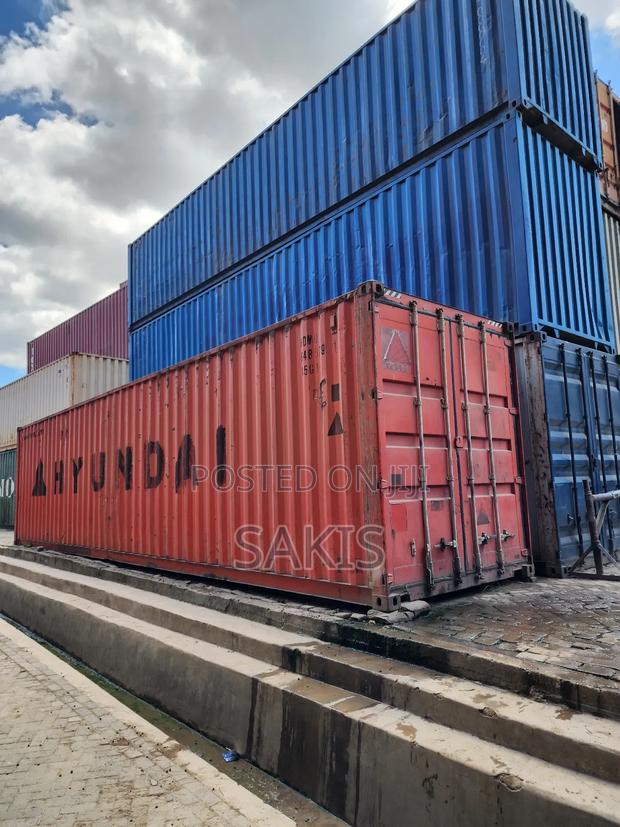 Giant 40ft High Cube Shipping Containers - thumbnail 3