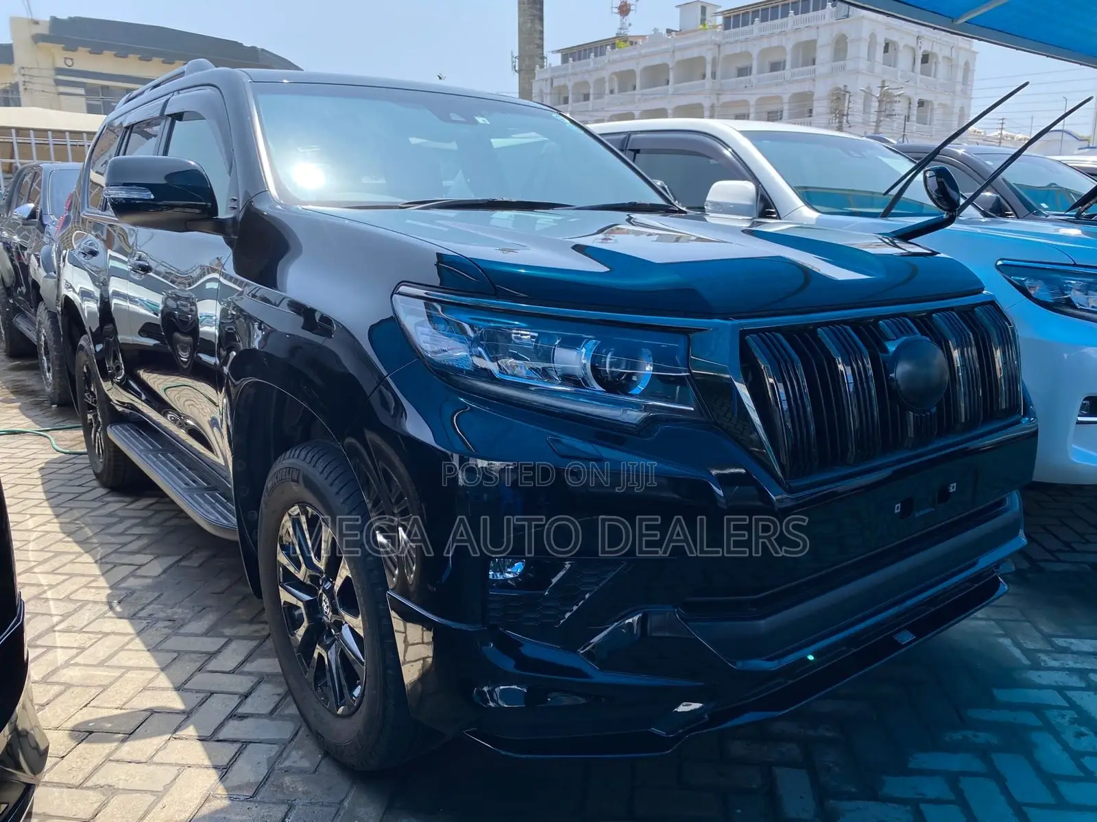Toyota Land Cruiser Prado 2022 Black