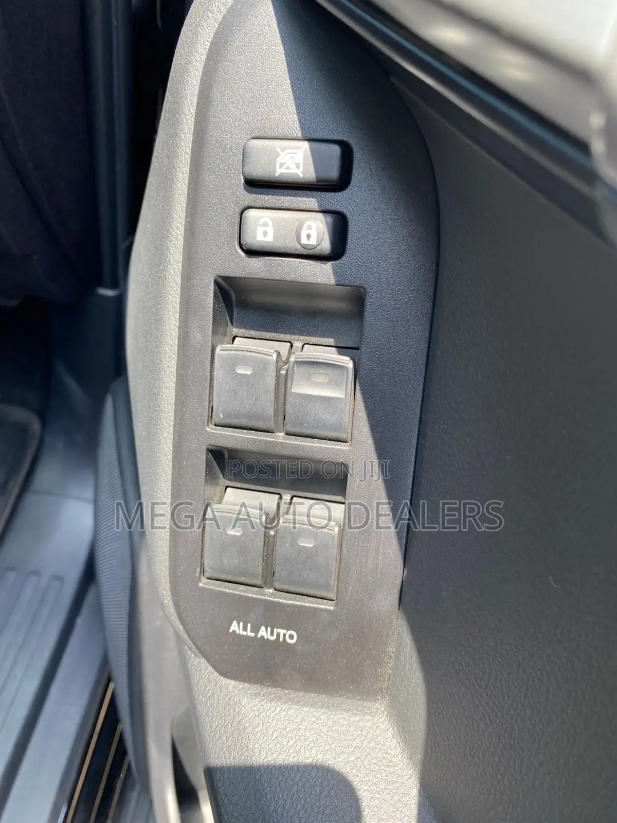 Toyota Land Cruiser Prado 2022 Black