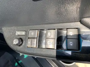 Toyota Hilux 2023 Gray