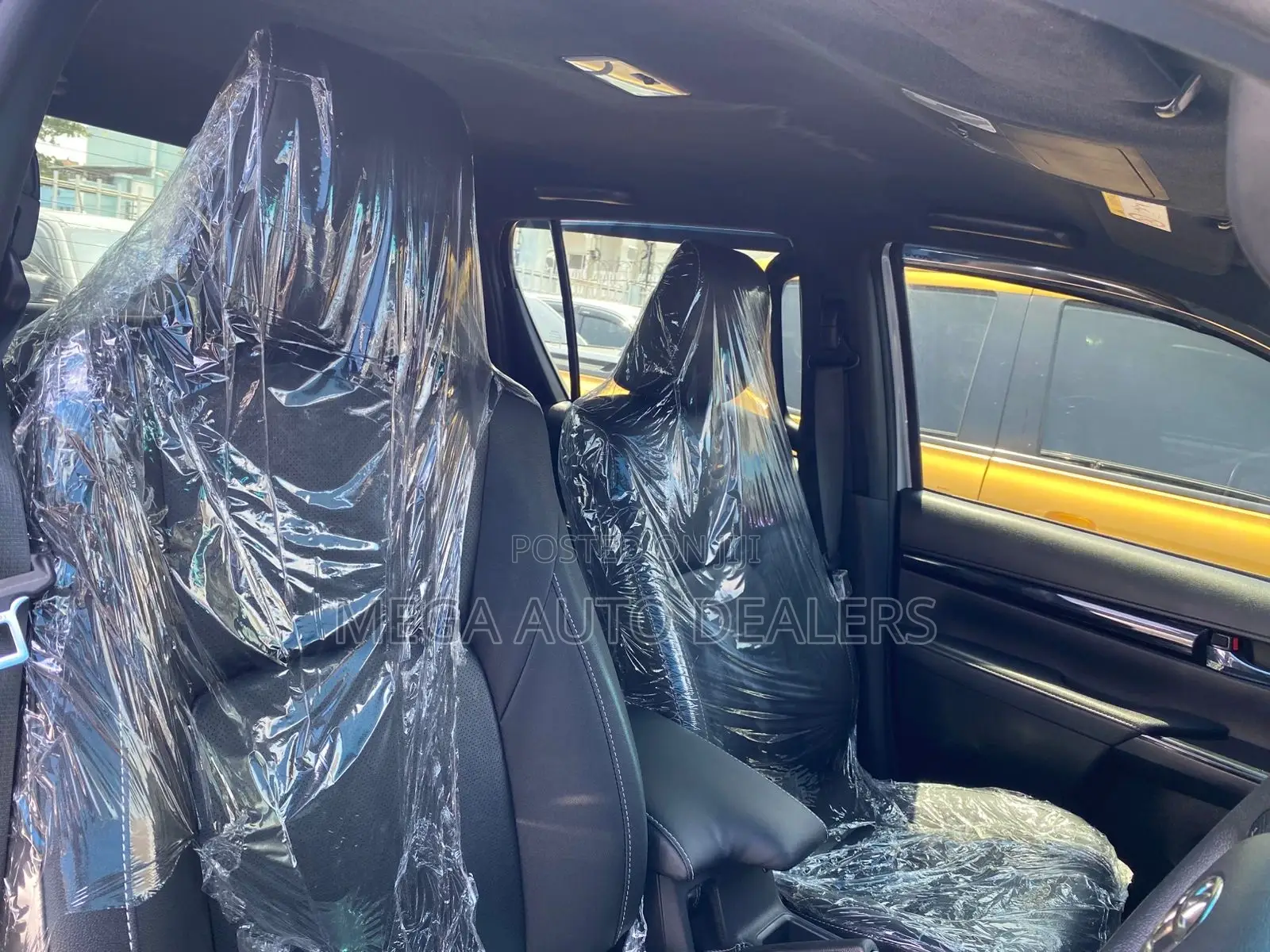 Toyota Hilux 2023 Gray
