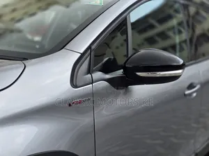 Peugeot 2008 1.2 PureTech (155 Hp) 2019 Silver