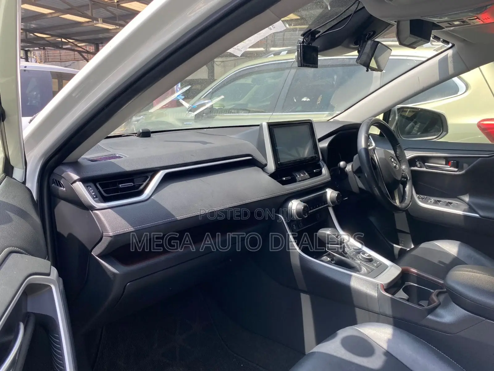 Toyota RAV4 2019 White