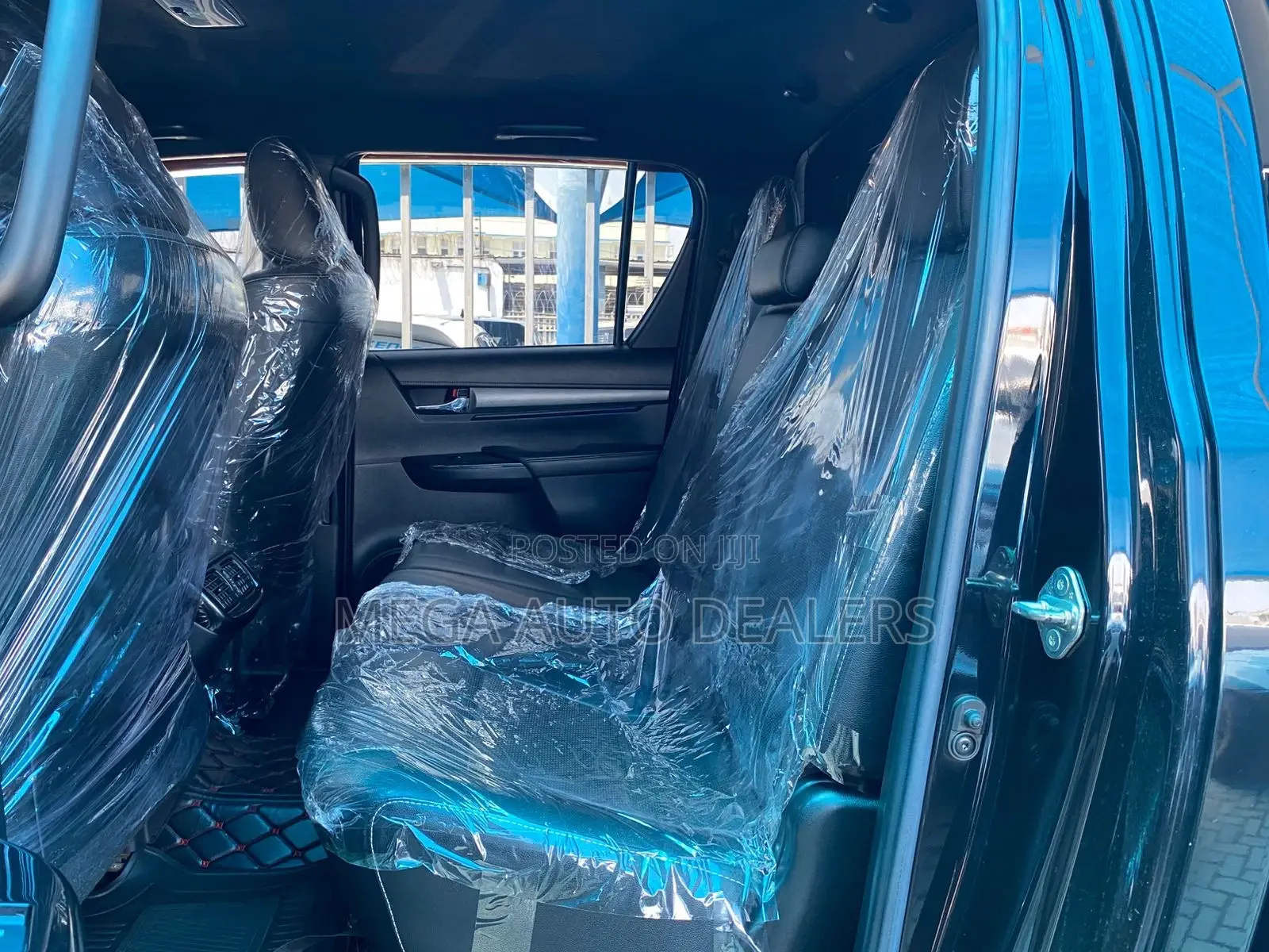 Toyota Hilux 2020 Black