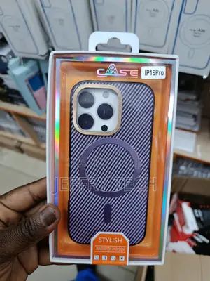 Amazxia Magnetic Carbon Fiber Texture Case for iPhone 16 Pro