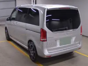 Mercedes-Benz V-Class 2019 Silver
