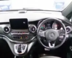Mercedes-Benz V-Class 2019 Silver