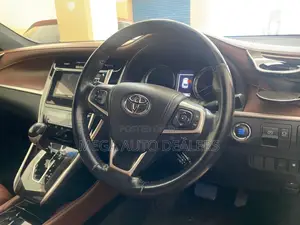 Toyota Harrier 2018 White