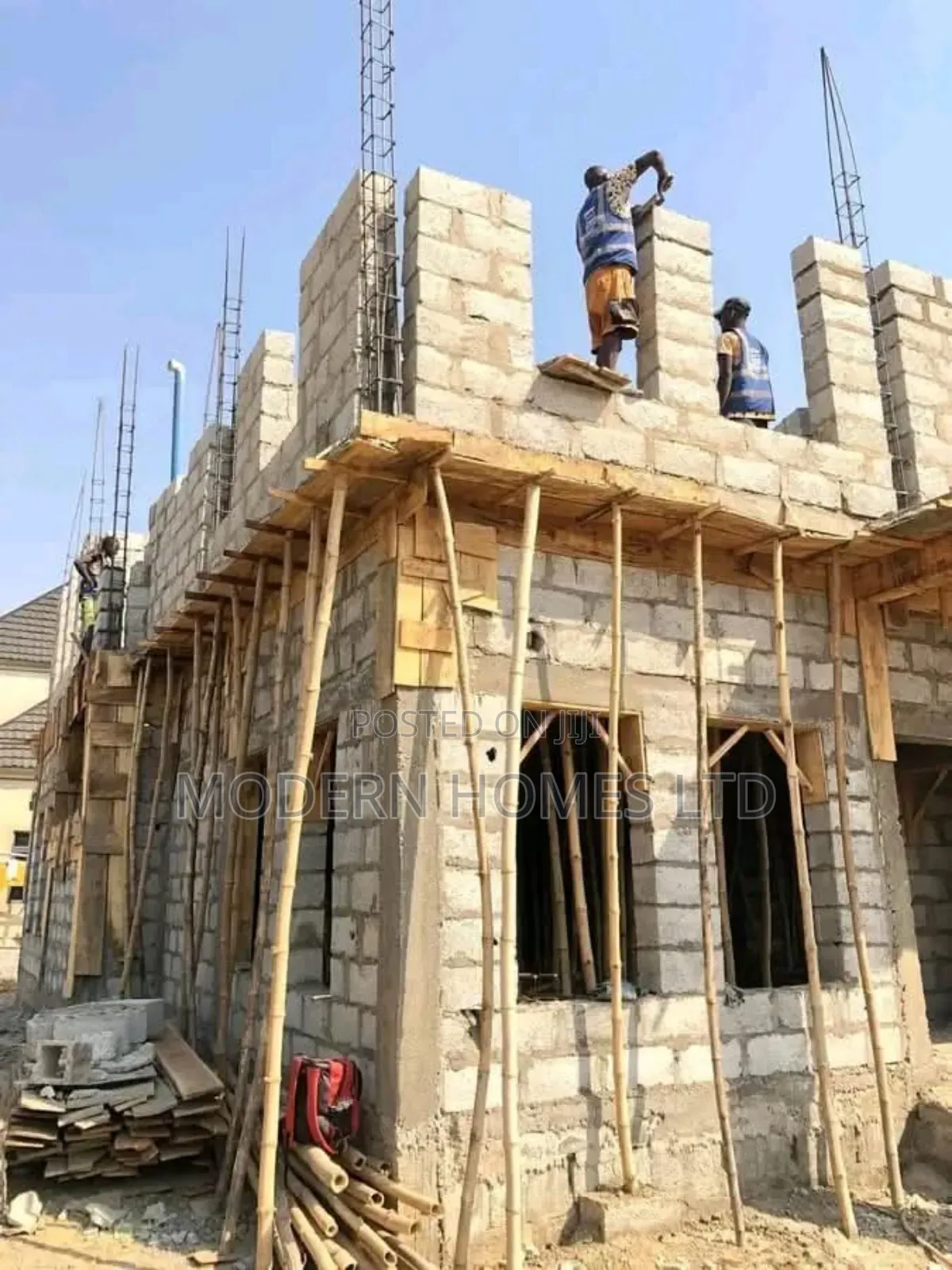 Design Build Modern Luxury Homes That Stand Out!