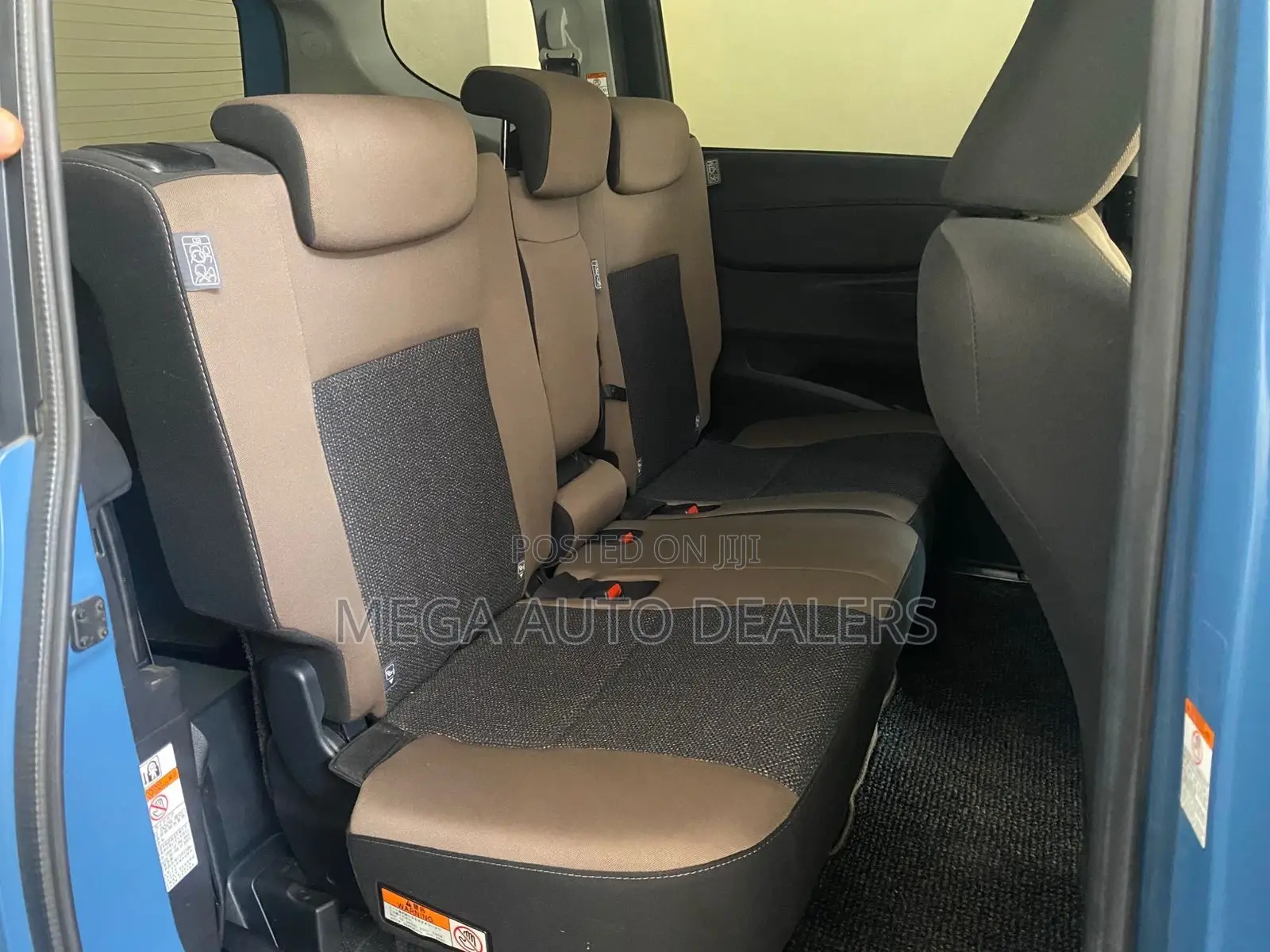 Toyota Sienta 2019 Blue