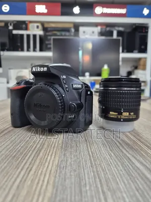 Nikon D5500 DSLR Camera With Af-P 18-55mm Lens (Black) Clean Unit*