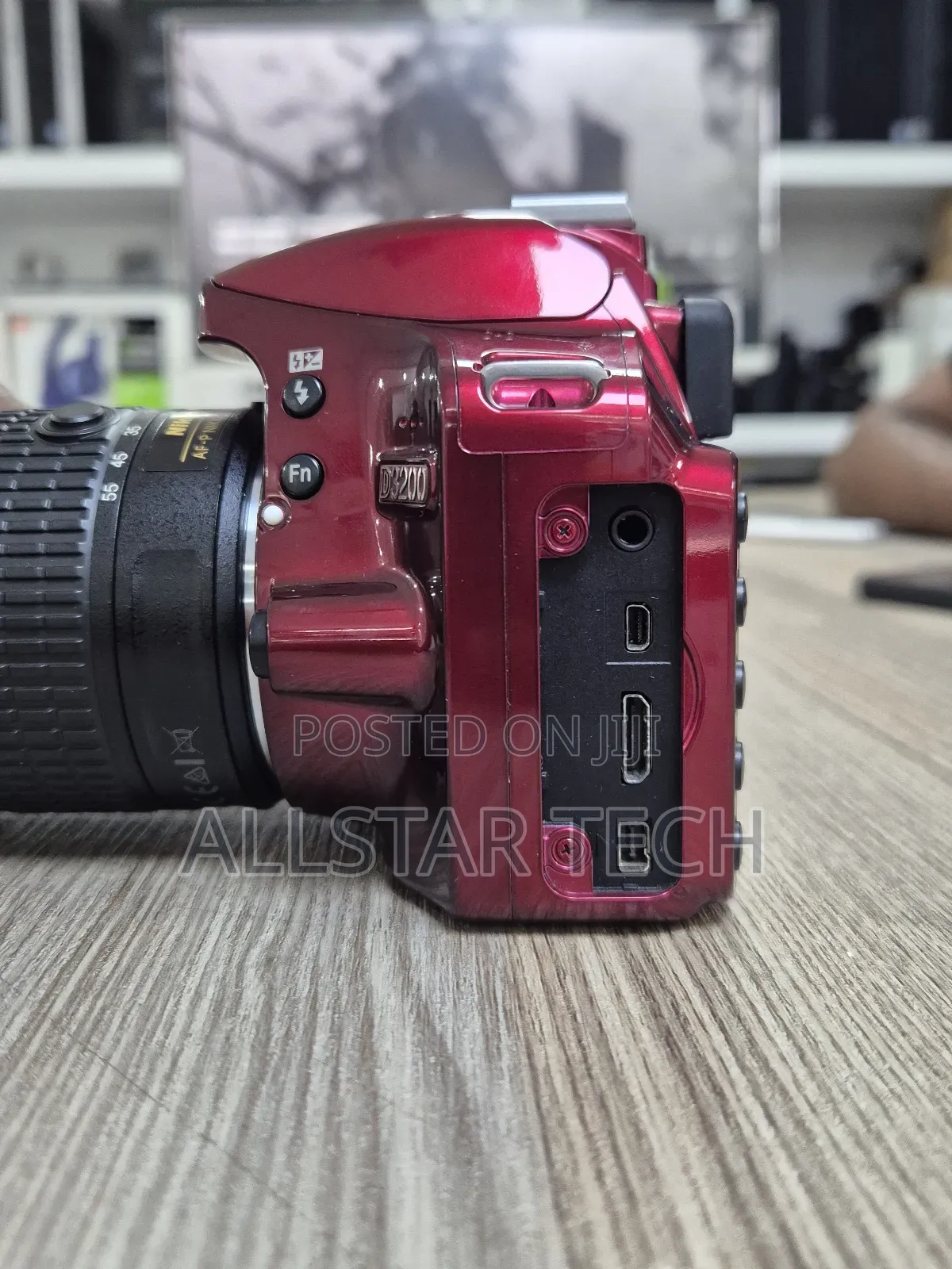 Nikon D3200 DSLR Camera With 18-55mm Lens Clean Unit*