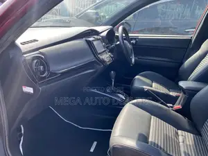 Toyota Corolla Fielder 2018 Red