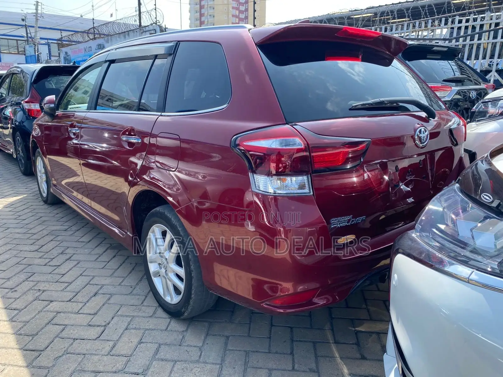 Toyota Corolla Fielder 2018 Red