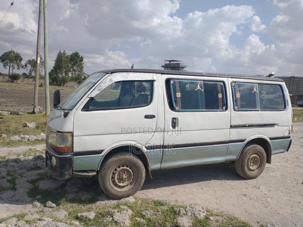Toyota HiAce 2003 White - thumbnail 6