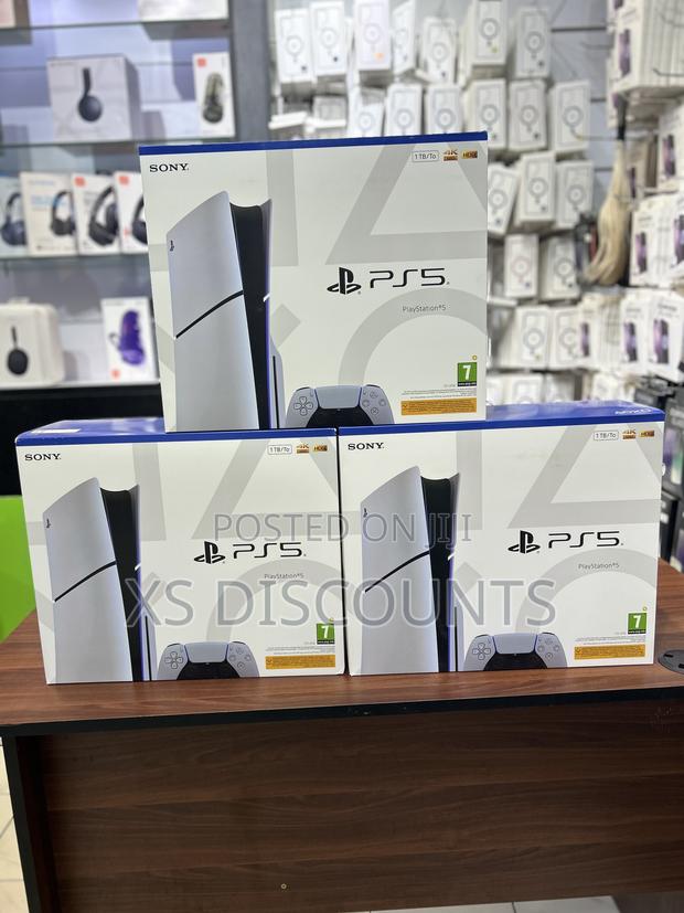 Play Station 5 Slim Disk Version - thumbnail 2