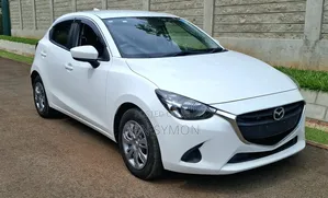 Mazda Demio 2019 Pearl