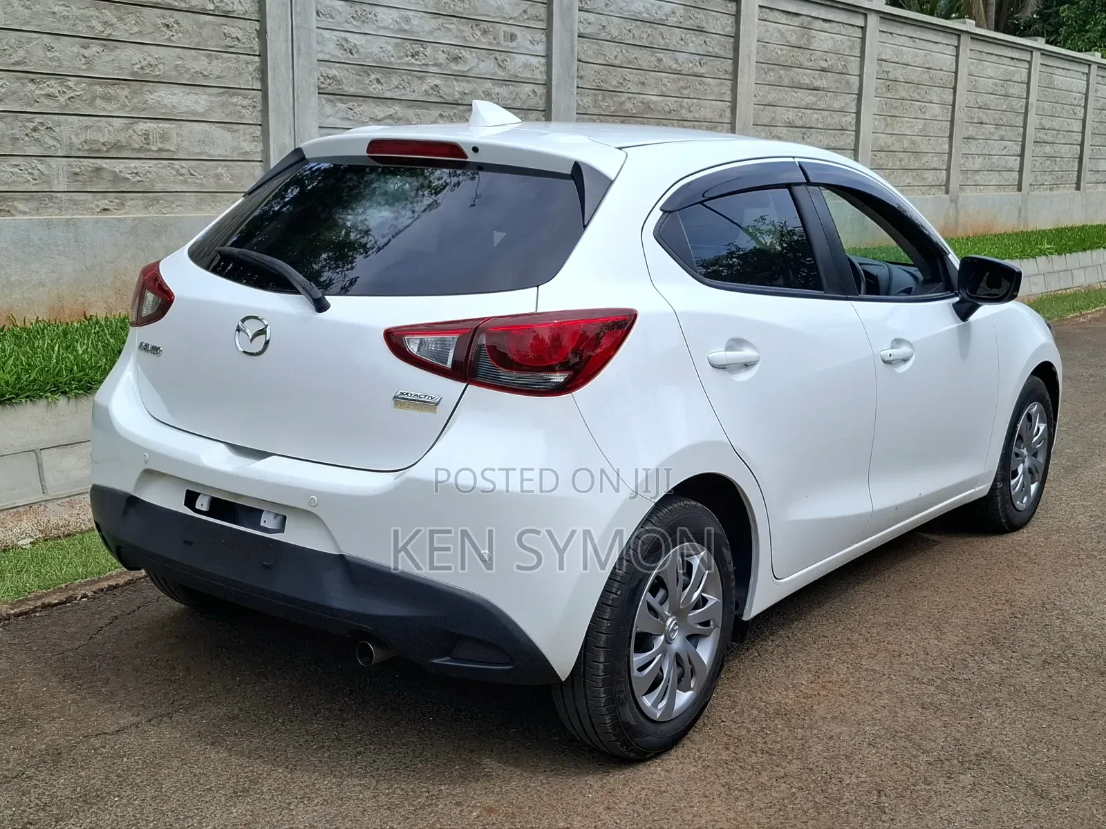 Mazda Demio 2019 Pearl