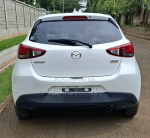 Mazda Demio 2019 Pearl