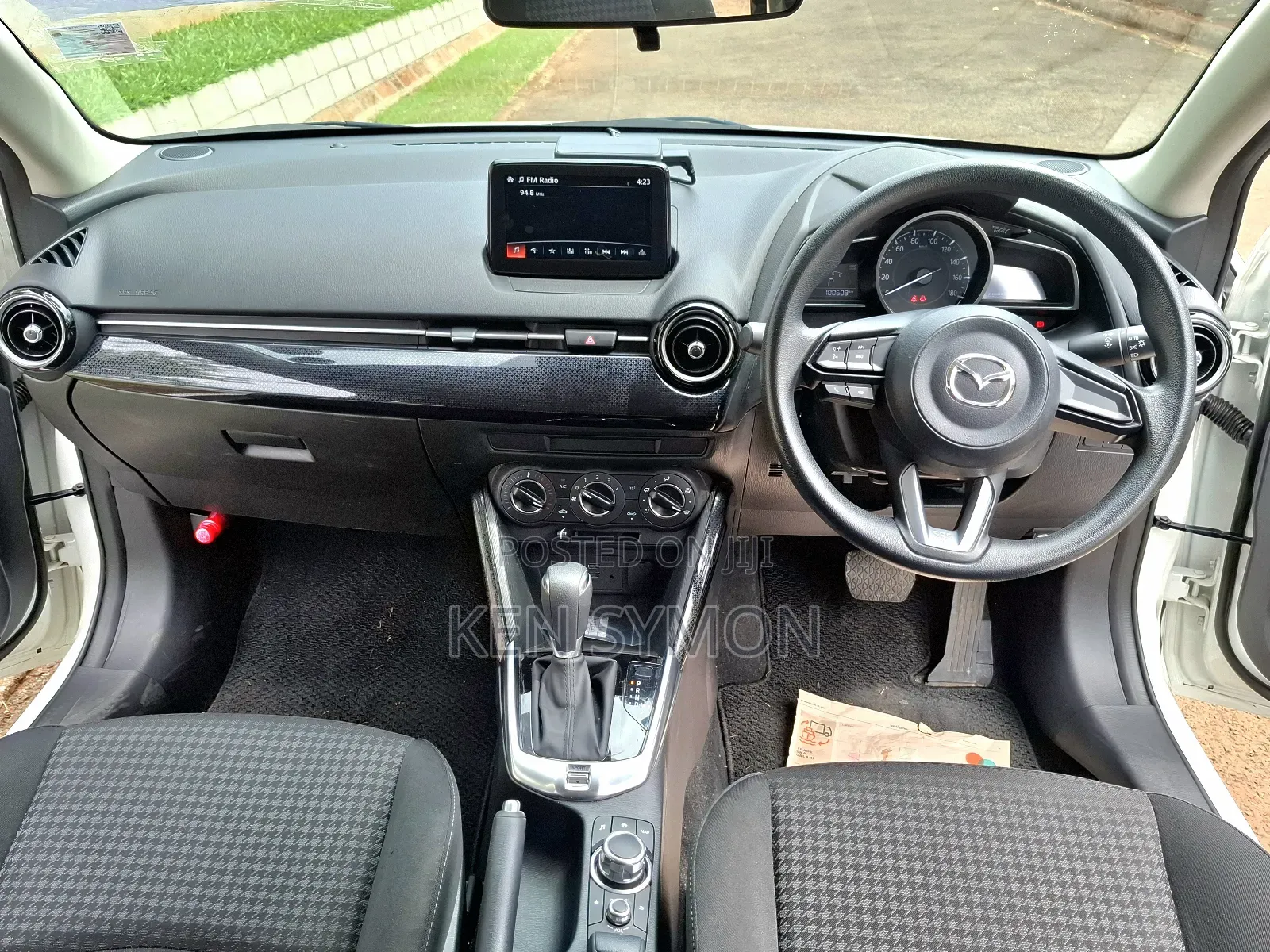 Mazda Demio 2019 Pearl