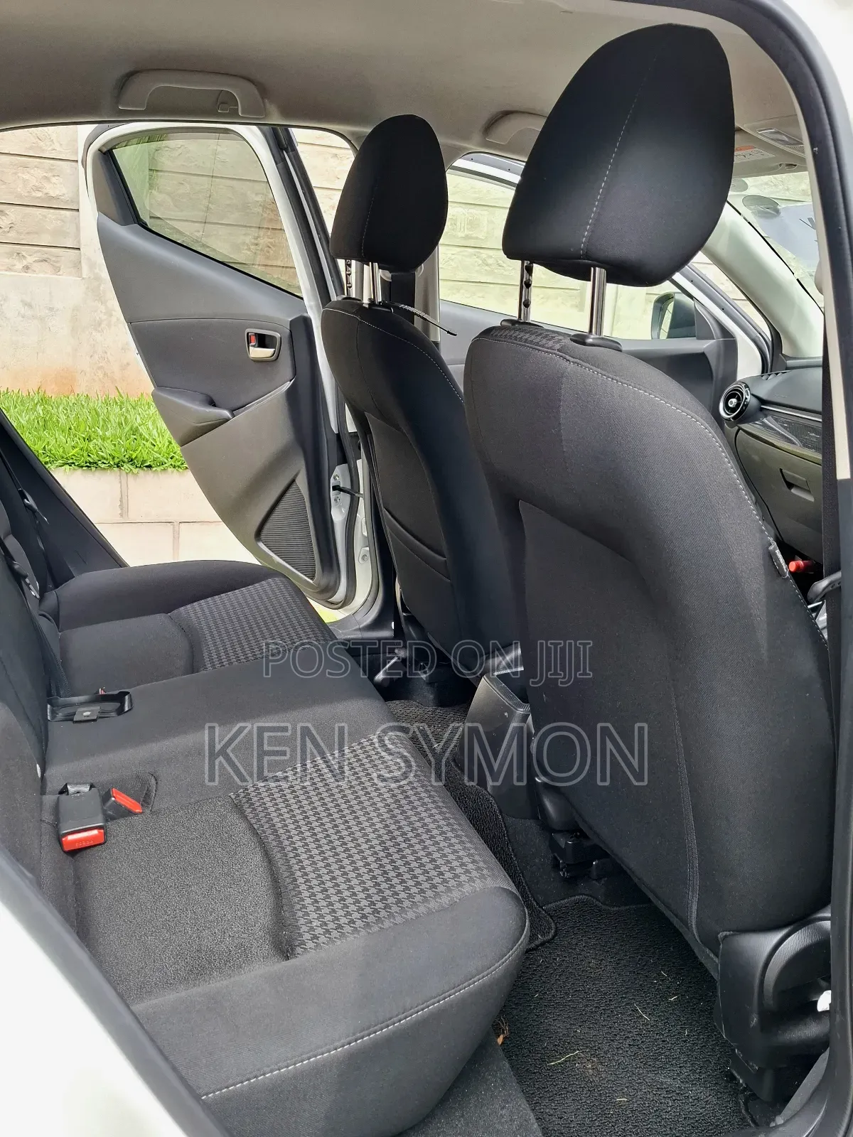 Mazda Demio 2019 Pearl