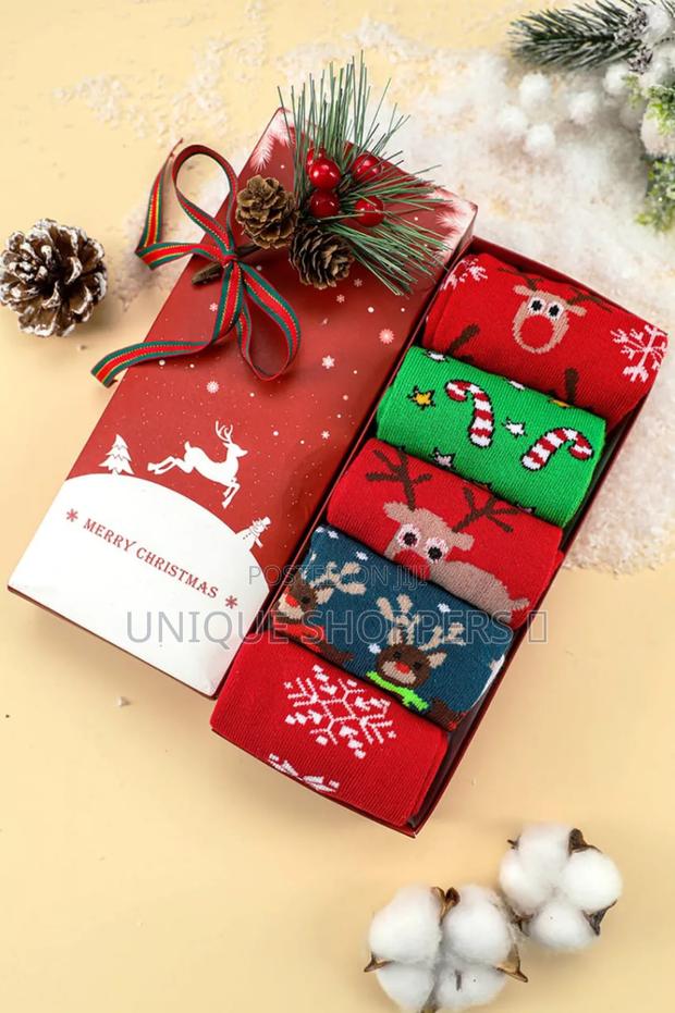 5 PCS Gift Pack Set Christmas Themed Woolen Socks Mid-Tube Socks* - thumbnail 4