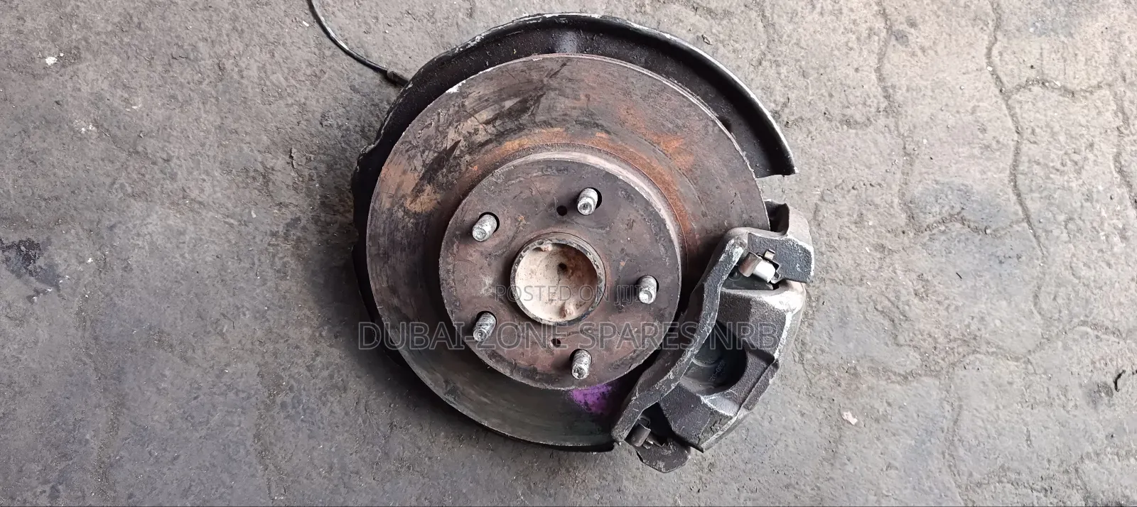 Complete Wheel Hubs Hilux D-4d Vigo 2wd.