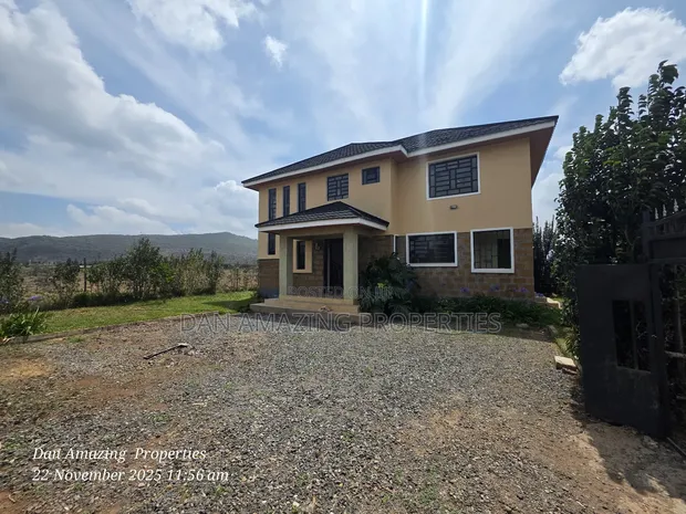 4bdrm Maisonette in Kimuka Fully Offgrid, Kibiku for sale