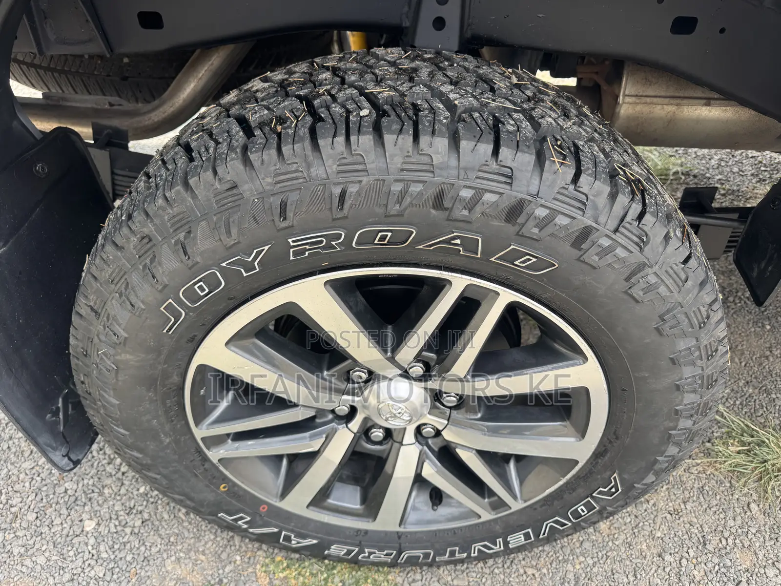 Toyota Hilux Revo Double Cab Deisel 2.8 AWD 2018 Silver