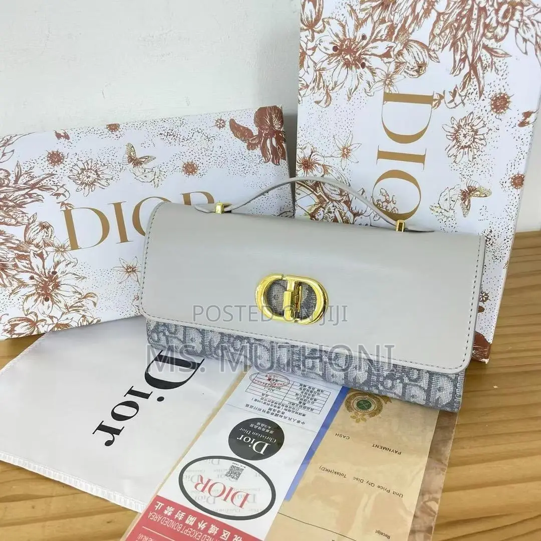 Boxed Dior 30 Montaigne Top Handle Pouch