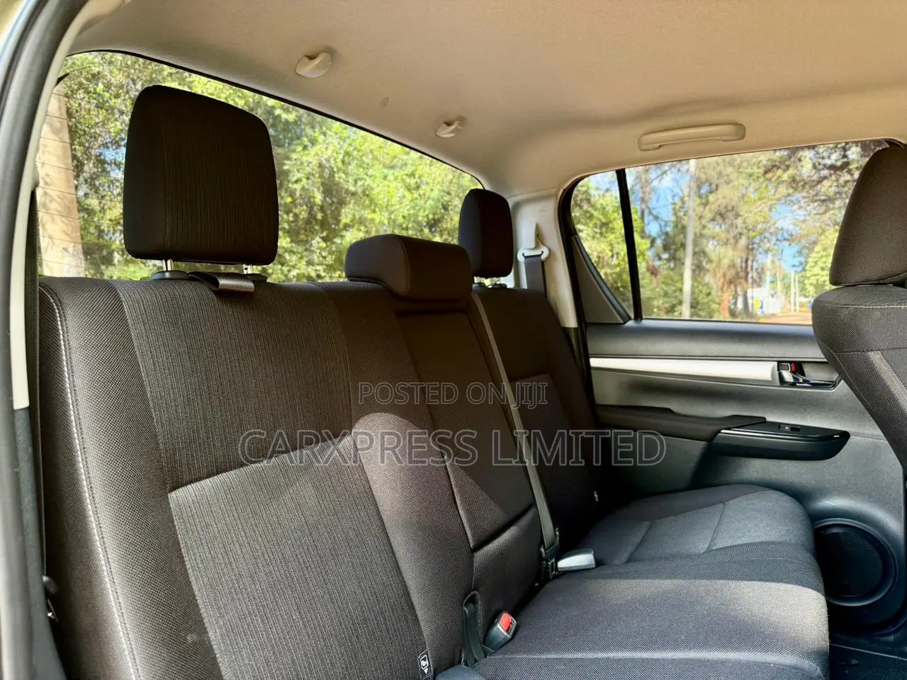 Toyota Hilux 2021 Brown