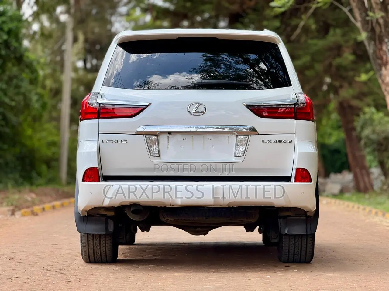 Lexus LX 450d AWD 2017 White