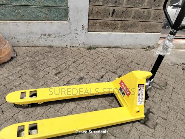 Narrow Base Pallet Trolley - thumbnail 2