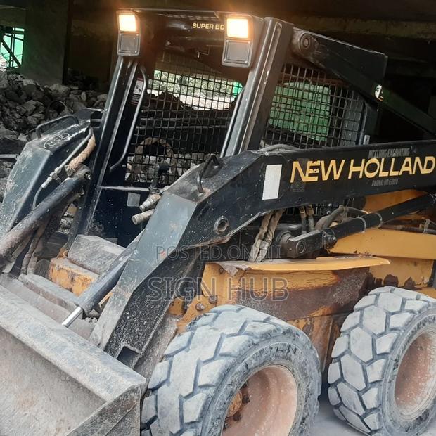 Skid Steer/ Bob Cat for Hire - thumbnail 3