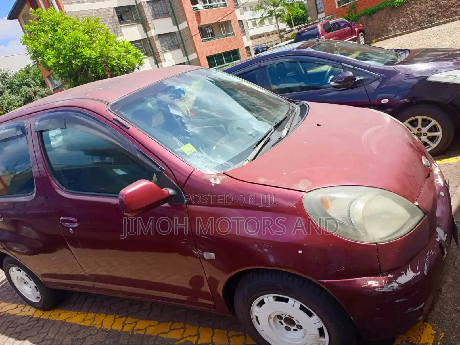 Toyota Fun Cargo 2003 Red