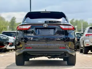 Toyota Harrier 2018 Black