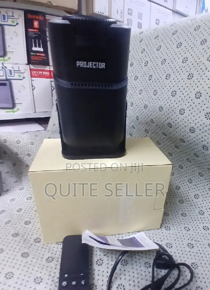 Hy320 Android Projector Auto Keystone Correction 180° Projection