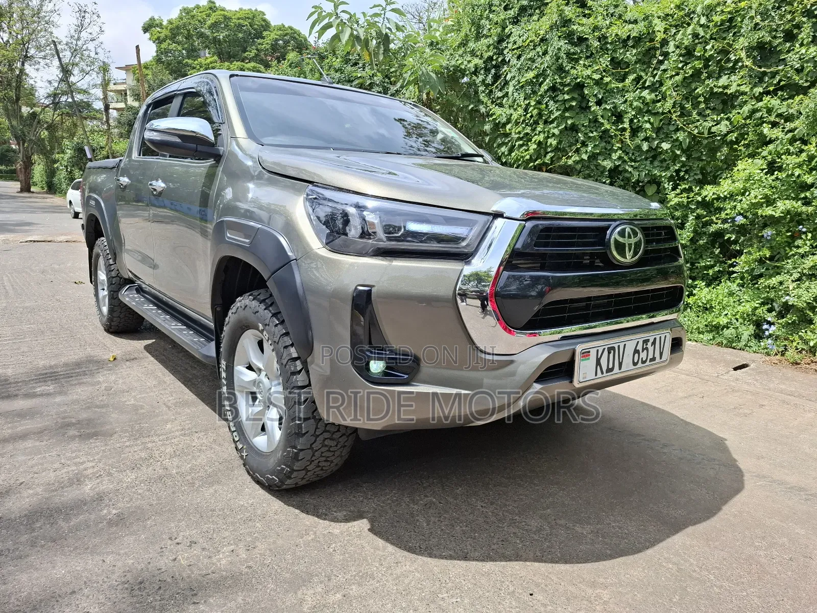 Toyota Hilux Revo Double Cab Deisel 2.4 AWD 2022 Gray
