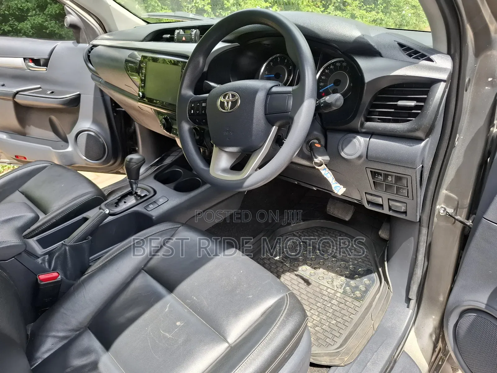Toyota Hilux Revo Double Cab Deisel 2.4 AWD 2022 Gray