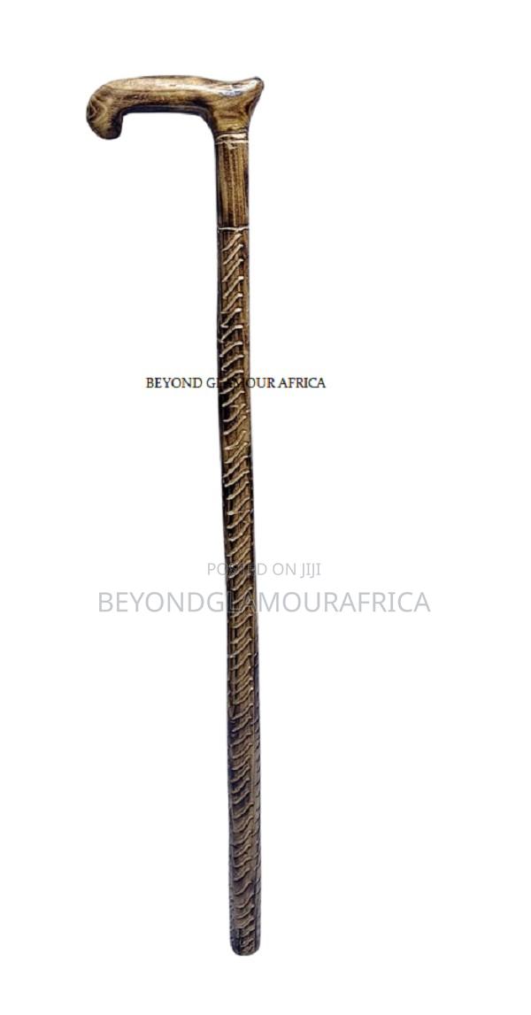 A Fashionable Brown Walking Stick - thumbnail 3