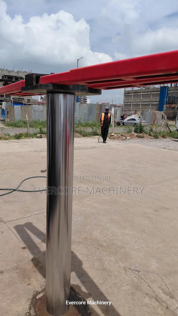 Carwash Lift Machine Heavy Duty 4 Tonne Lifting Capacity.