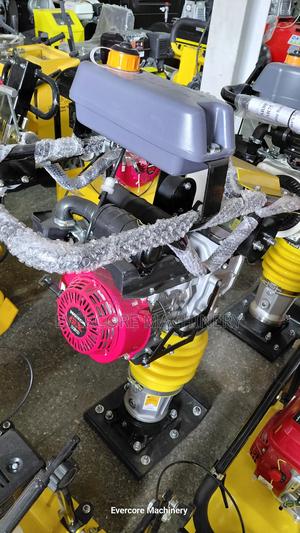 Commercial Heavy Duty Tmping Rammer Machine Honda Engine. - thumbnail 2