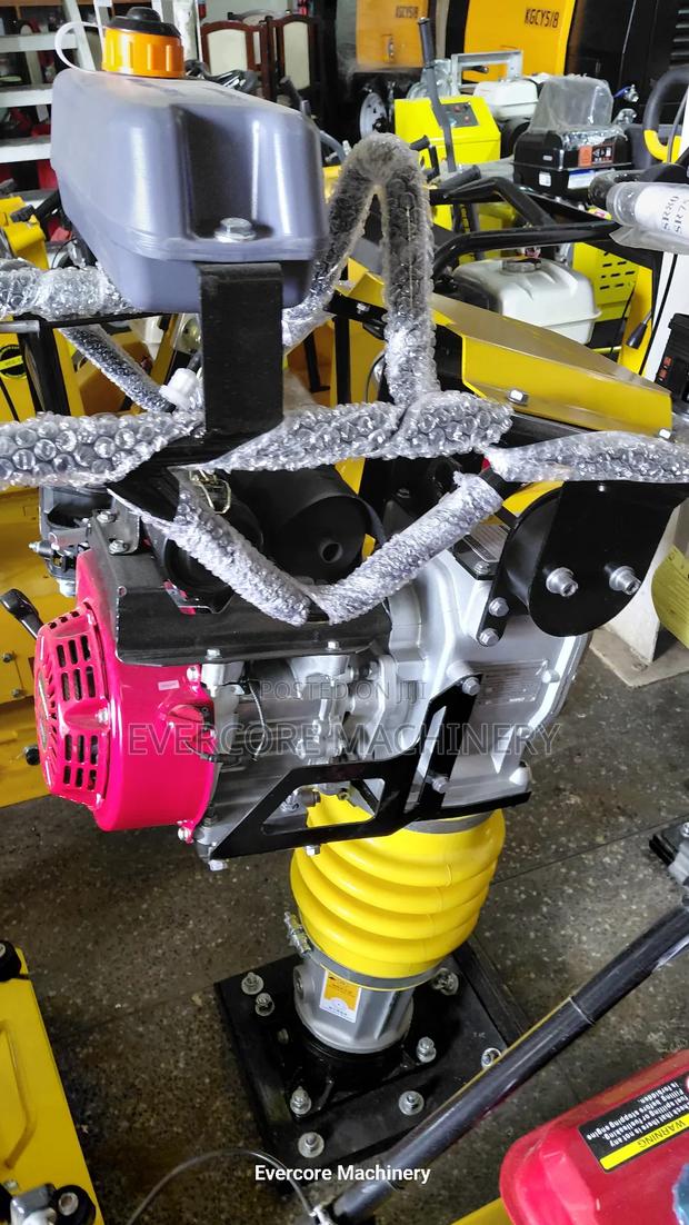 Commercial Heavy Duty Tmping Rammer Machine Honda Engine. - thumbnail 5